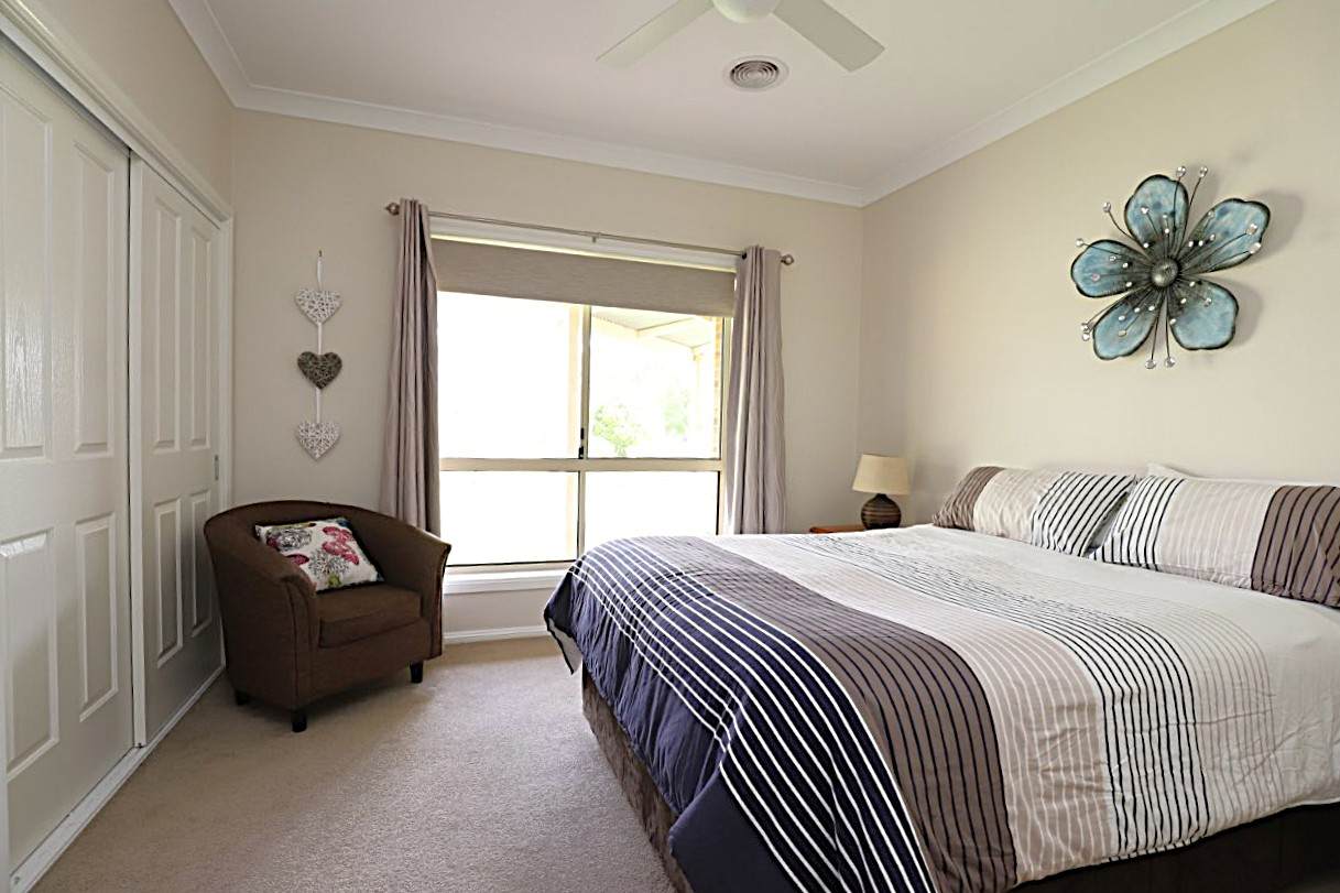 146 West Jindalee Road, Cootamundra For Sale by Farmbuy.com - image 9
