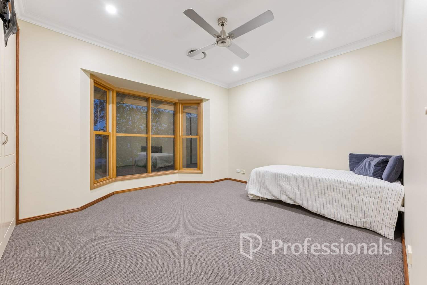 1257-1273 Karadoc Avenue, Irymple For Sale by Farmbuy.com - image 7