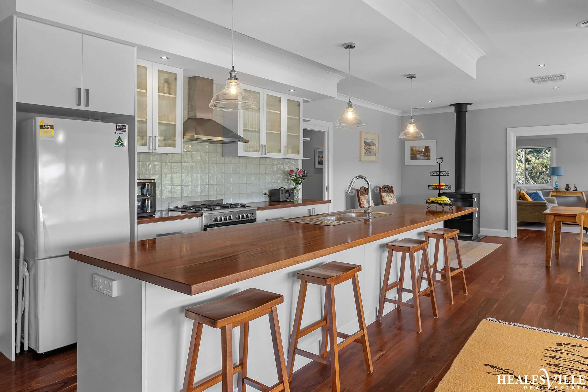 23 Henry Street, Healesville For Sale by Farmbuy.com - image 4