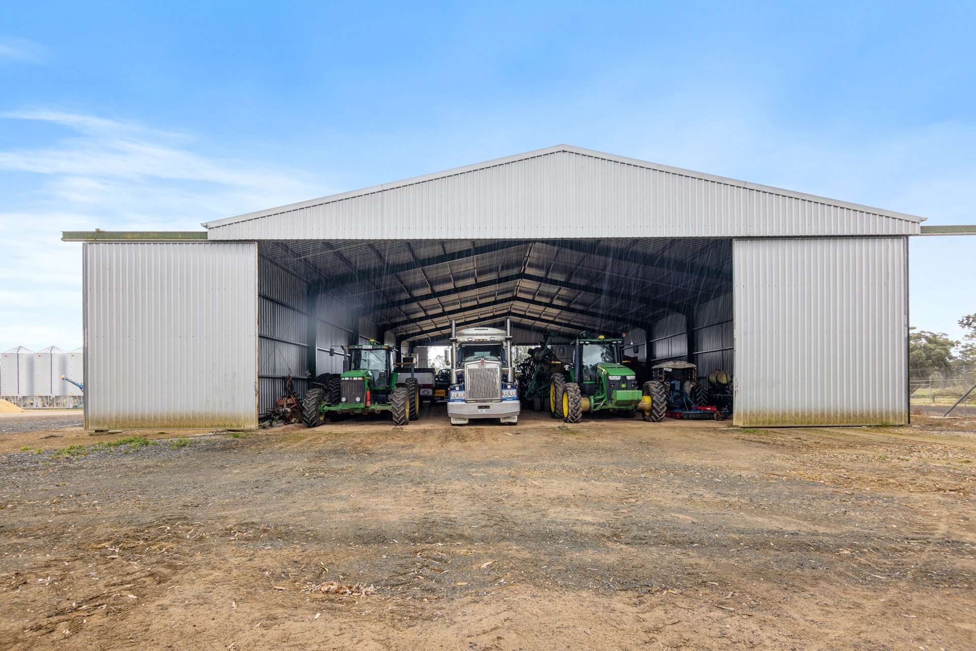276 Dunstans Road, Telangatuk East For Sale by Farmbuy.com - image 2