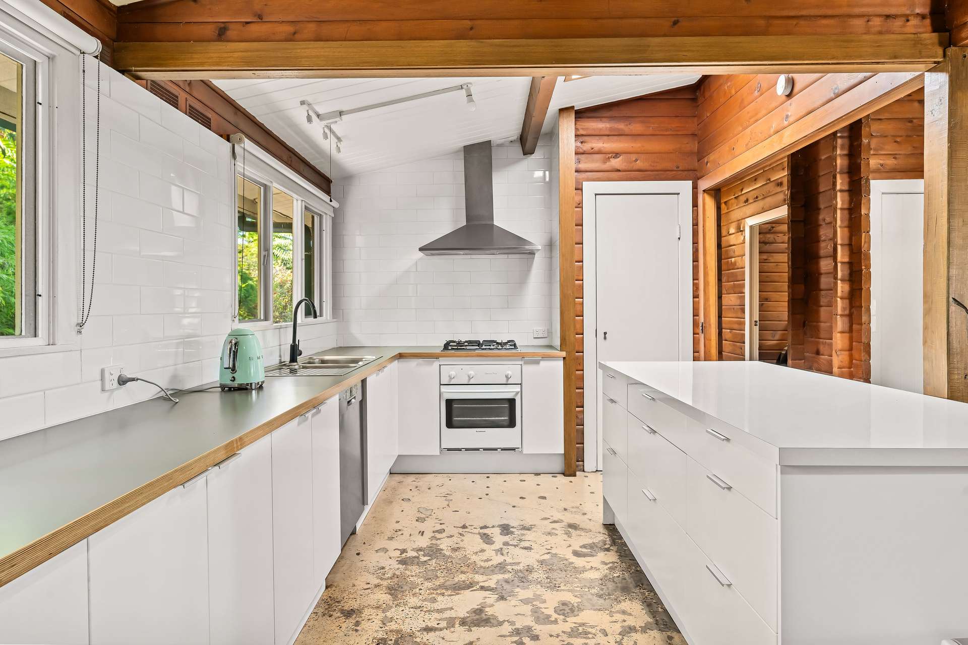 365 Beenak Road, Yellingbo For Sale by Farmbuy.com - image 3