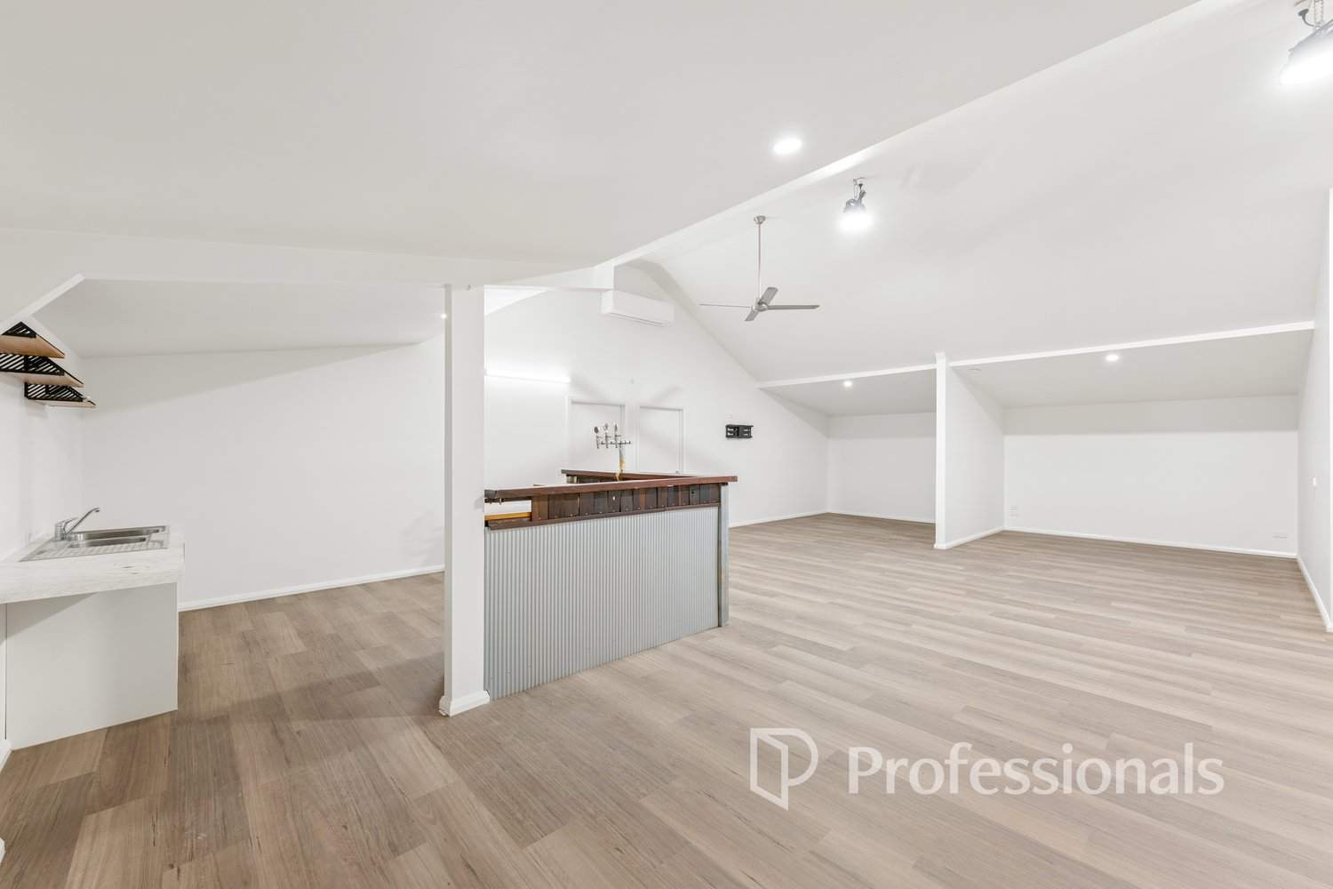 1257-1273 Karadoc Avenue, Irymple For Sale by Farmbuy.com - image 12