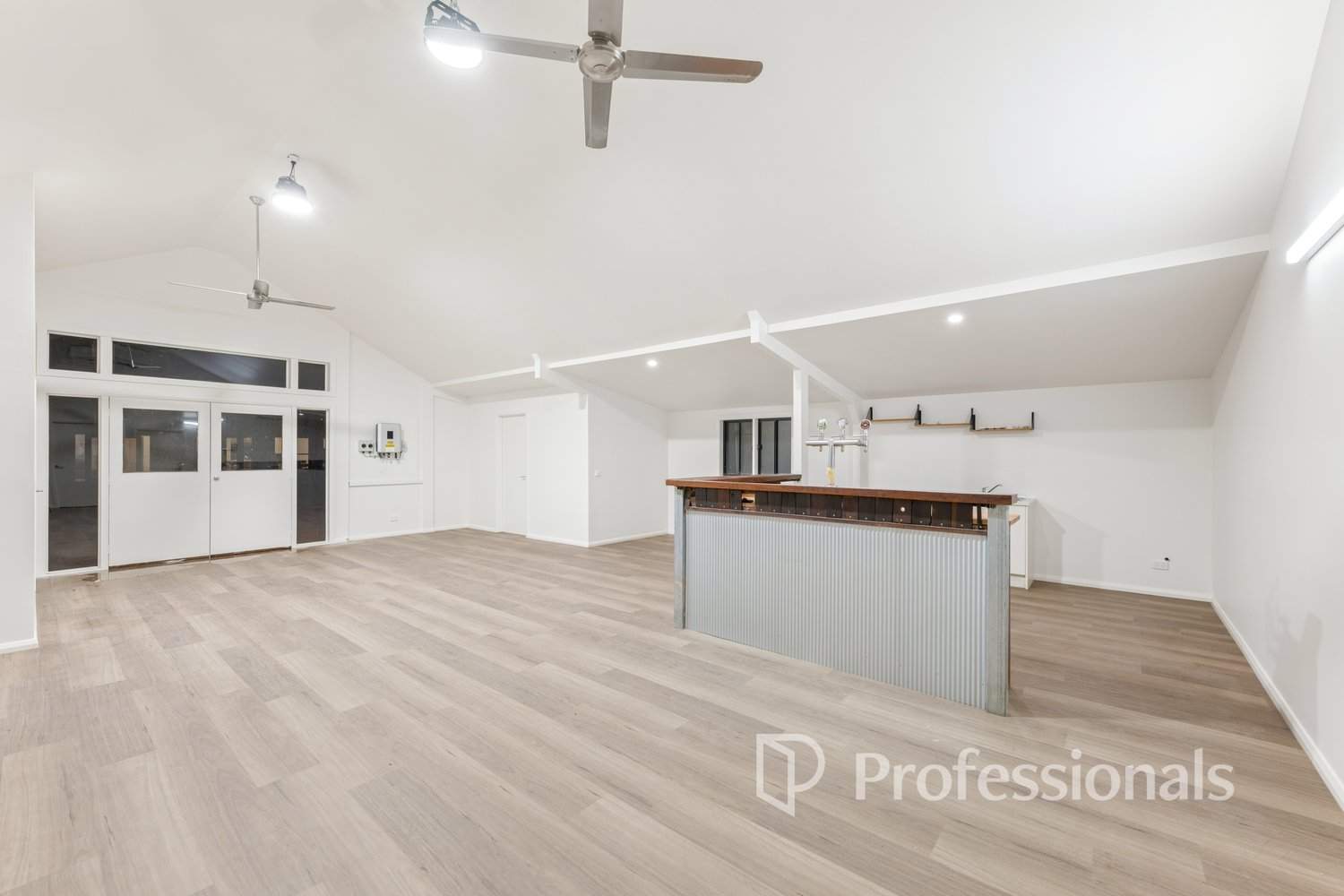 1257-1273 Karadoc Avenue, Irymple For Sale by Farmbuy.com - image 13