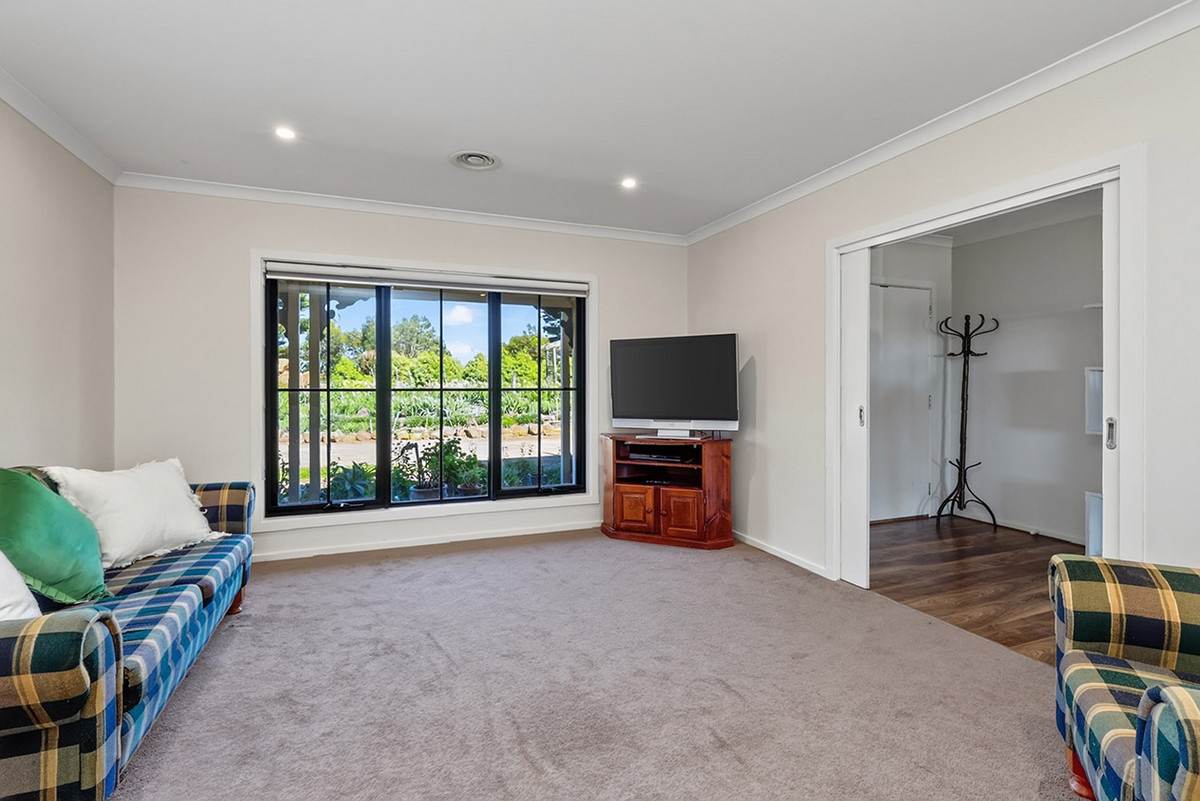 98 Grassmere-Hexham Road, Grassmere For Sale by Farmbuy.com - image 12