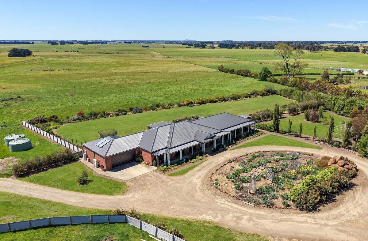 98 Grassmere-Hexham Road, Grassmere For Sale by Farmbuy.com - image 32