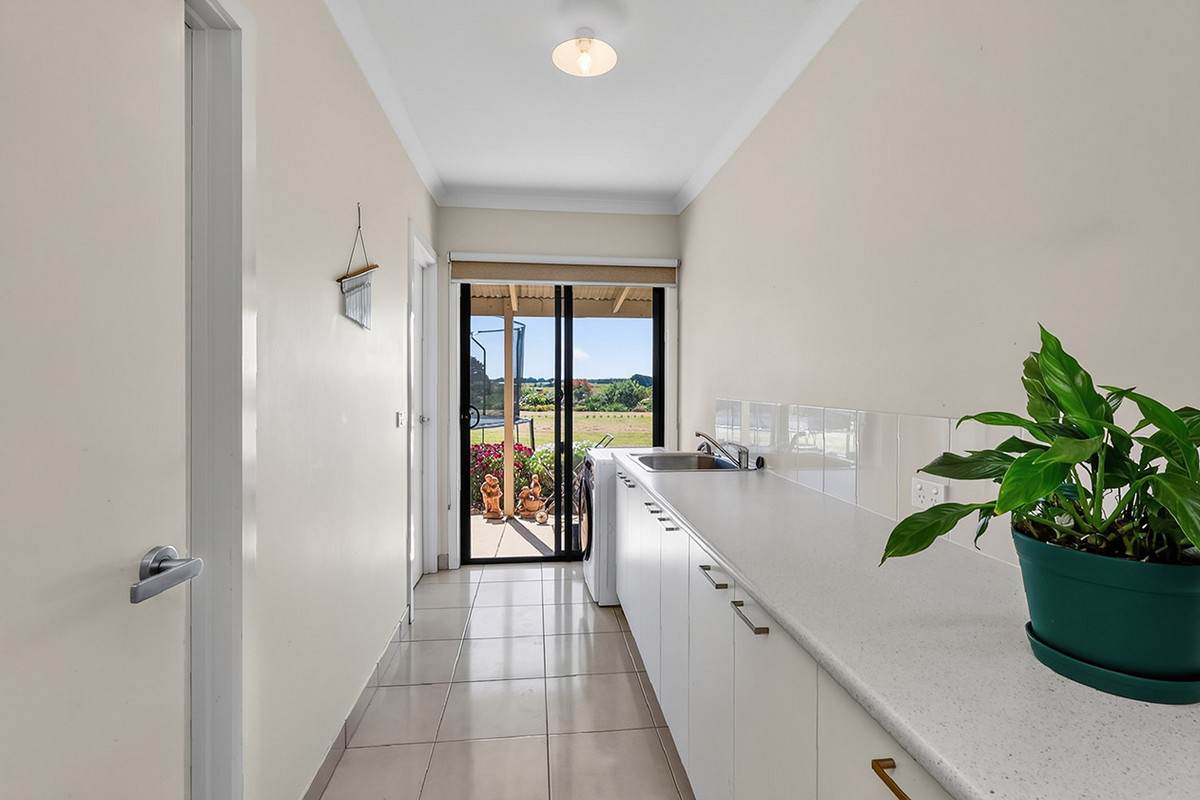 98 Grassmere-Hexham Road, Grassmere For Sale by Farmbuy.com - image 14