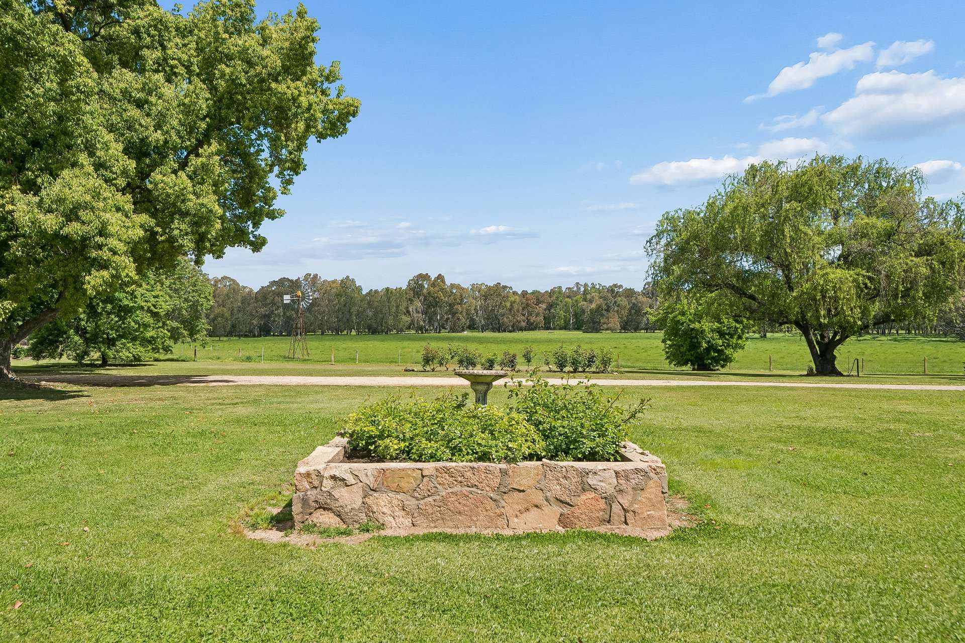864 Great Alpine Road, Tarrawingee For Sale by Farmbuy.com - image 30